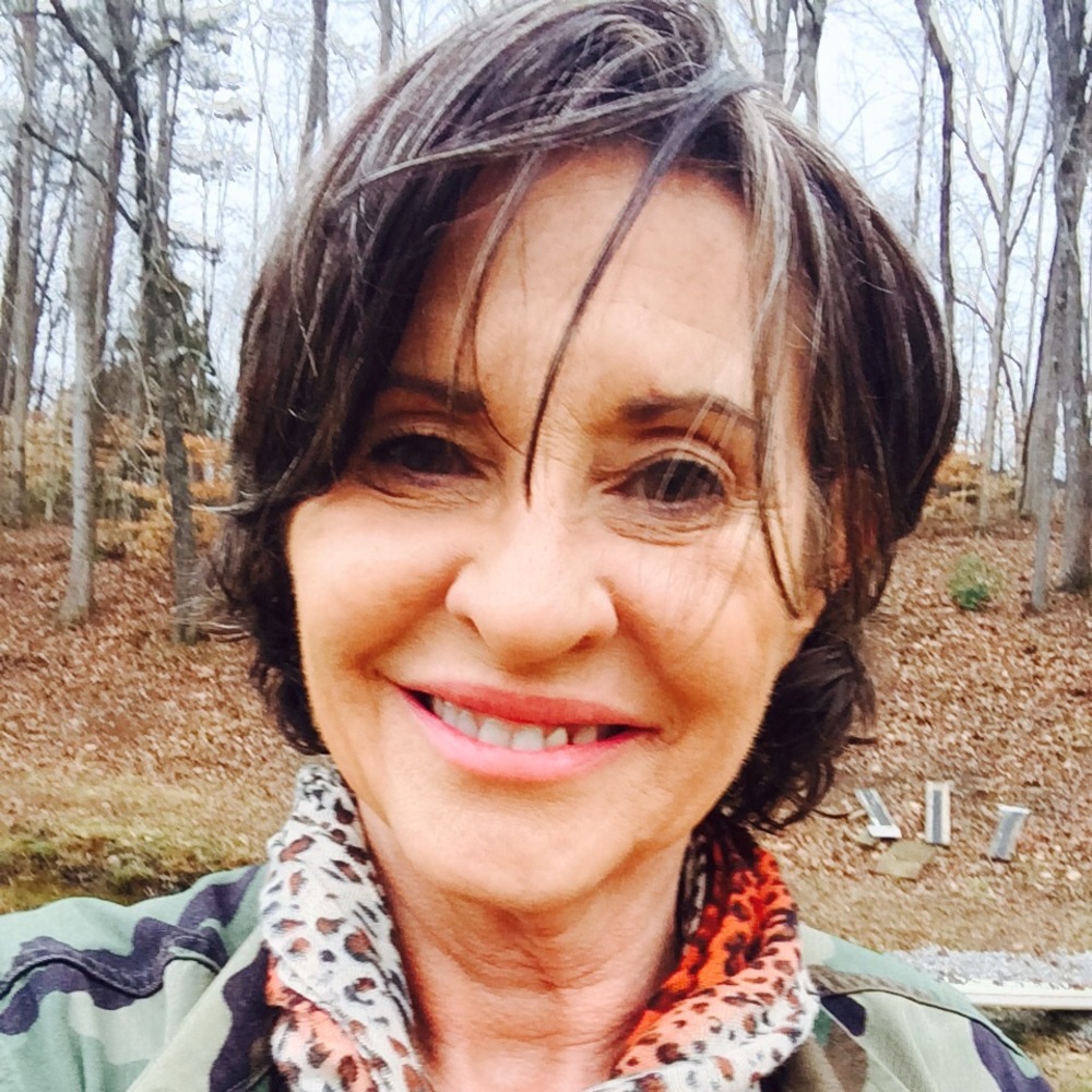 Meet your Posher, Lawana